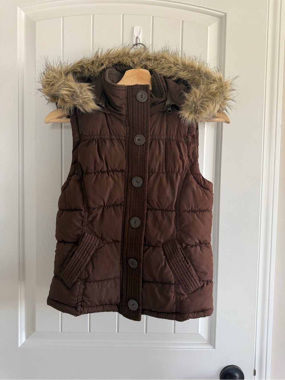 Aeropostale Y2K Chocolate Brown Faux Fur Hooded Puffer Vest w/ Pink Flannel XS
